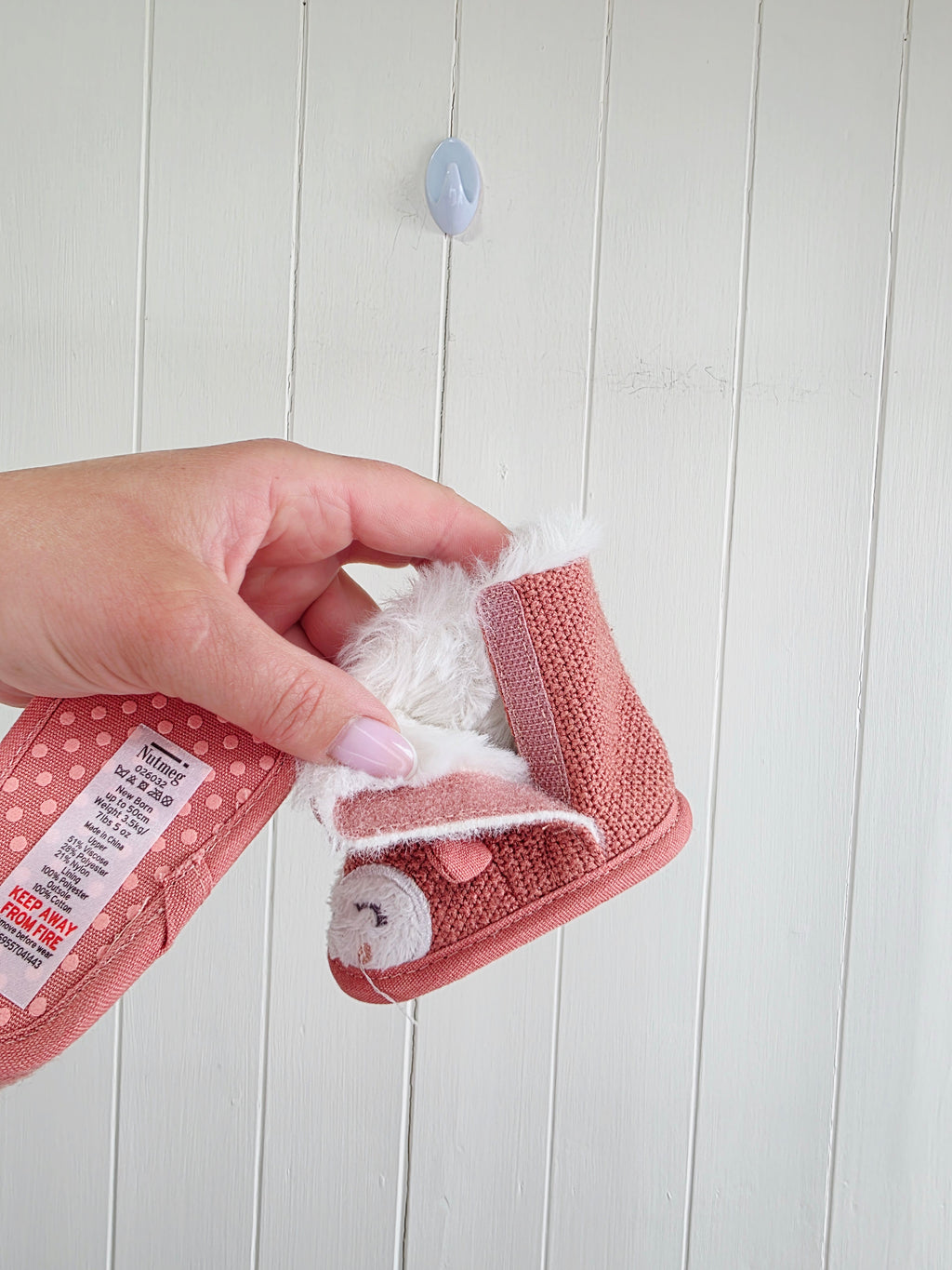 Nutmeg - newborn knitted fox pram booties with faux fur inside