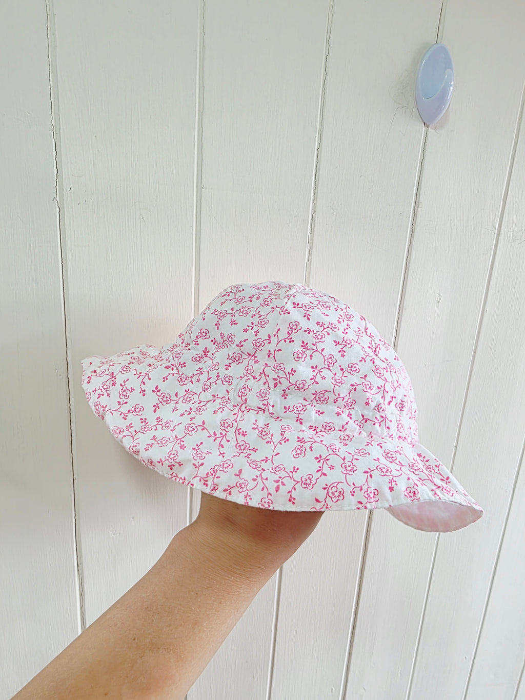 George - 3-6 months girls white and pink floral summer bucket hat