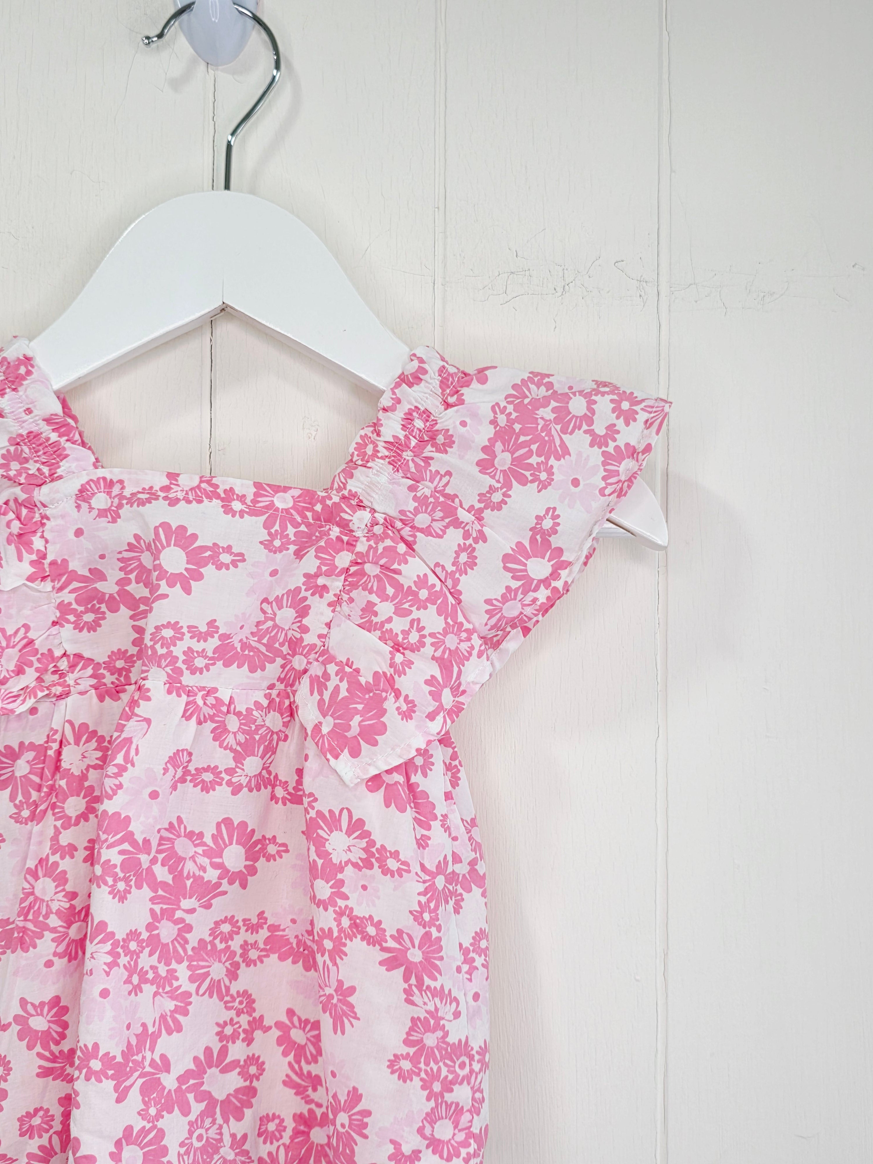 Leigh Tucker - 3-6 months white and pink floral cotton top featuring ruffle sleeves