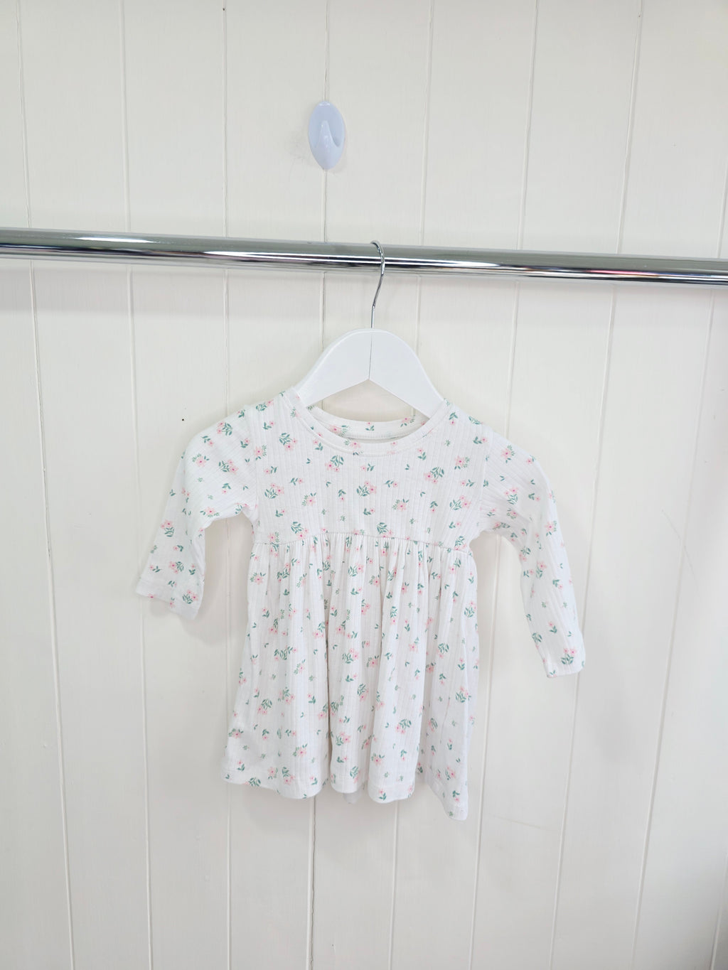 Primark - 3-6 months girls pink and white floral dresses set