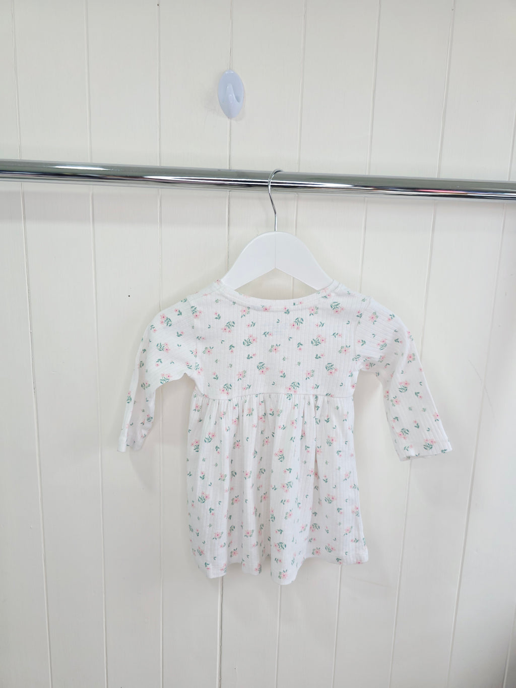 Primark - 3-6 months girls pink and white floral dresses set