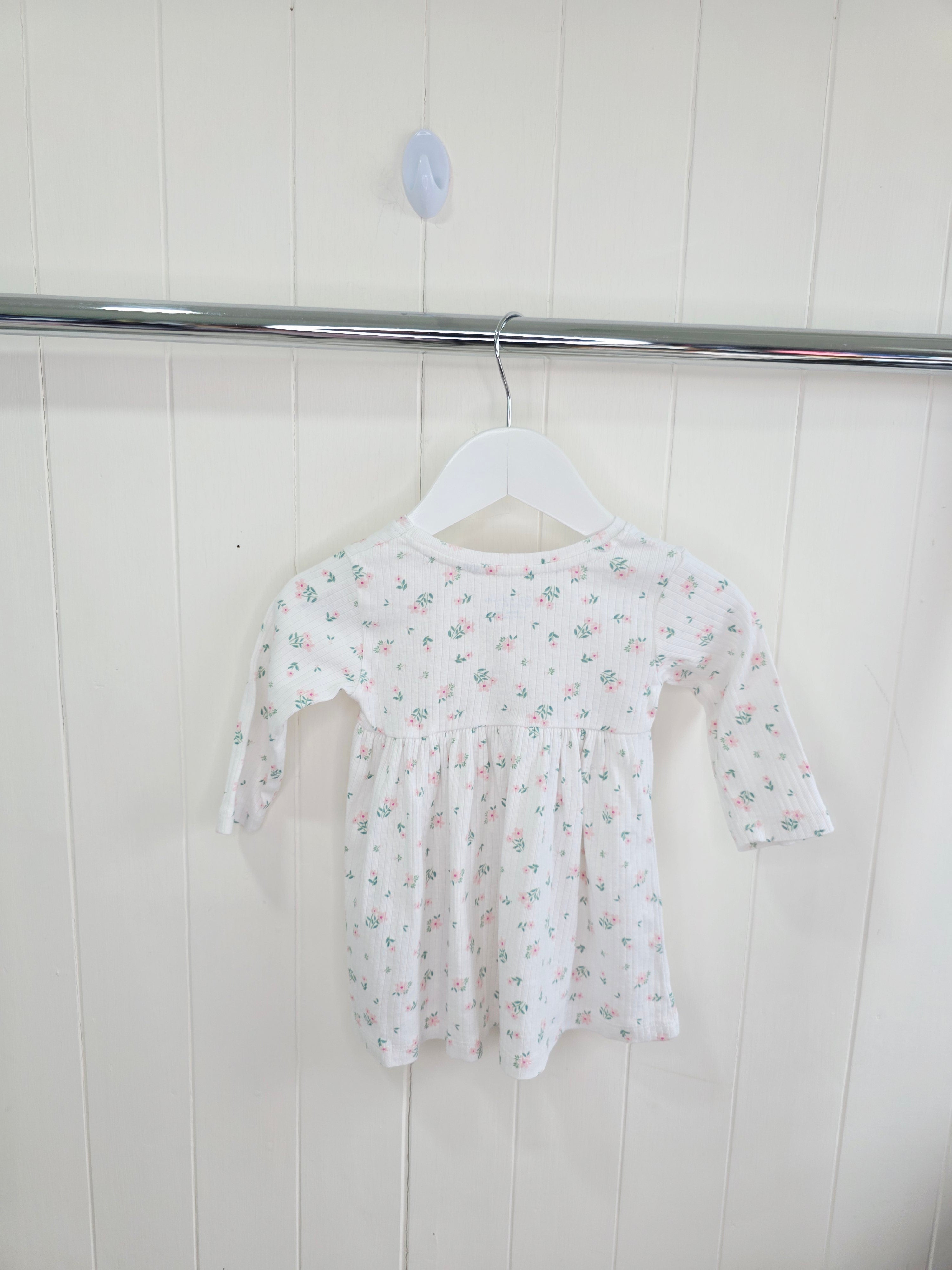 Primark - 3-6 months girls pink and white floral dresses set