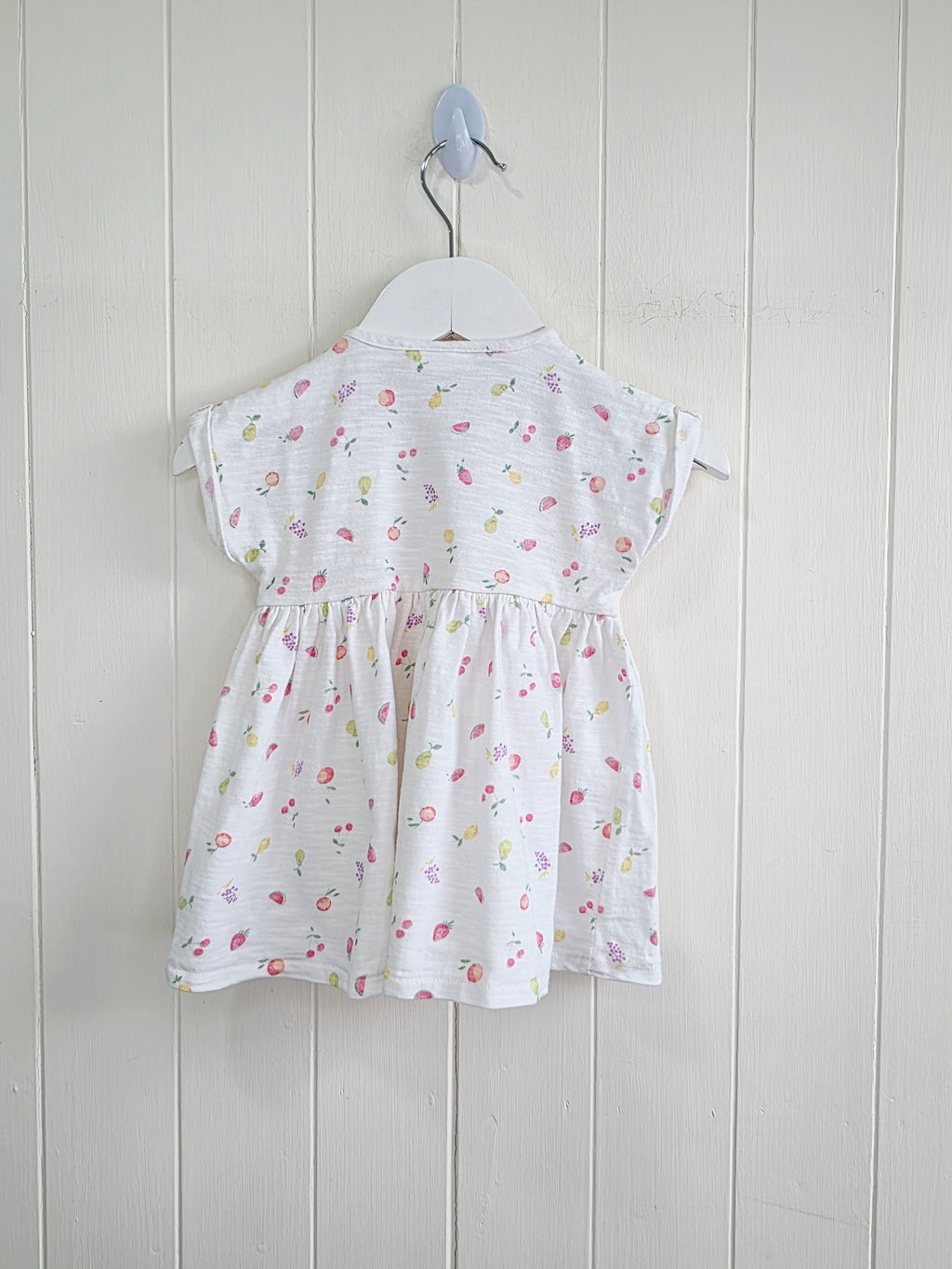 Bext - 3-6 months girls white short sleeve dress featuring fruit print