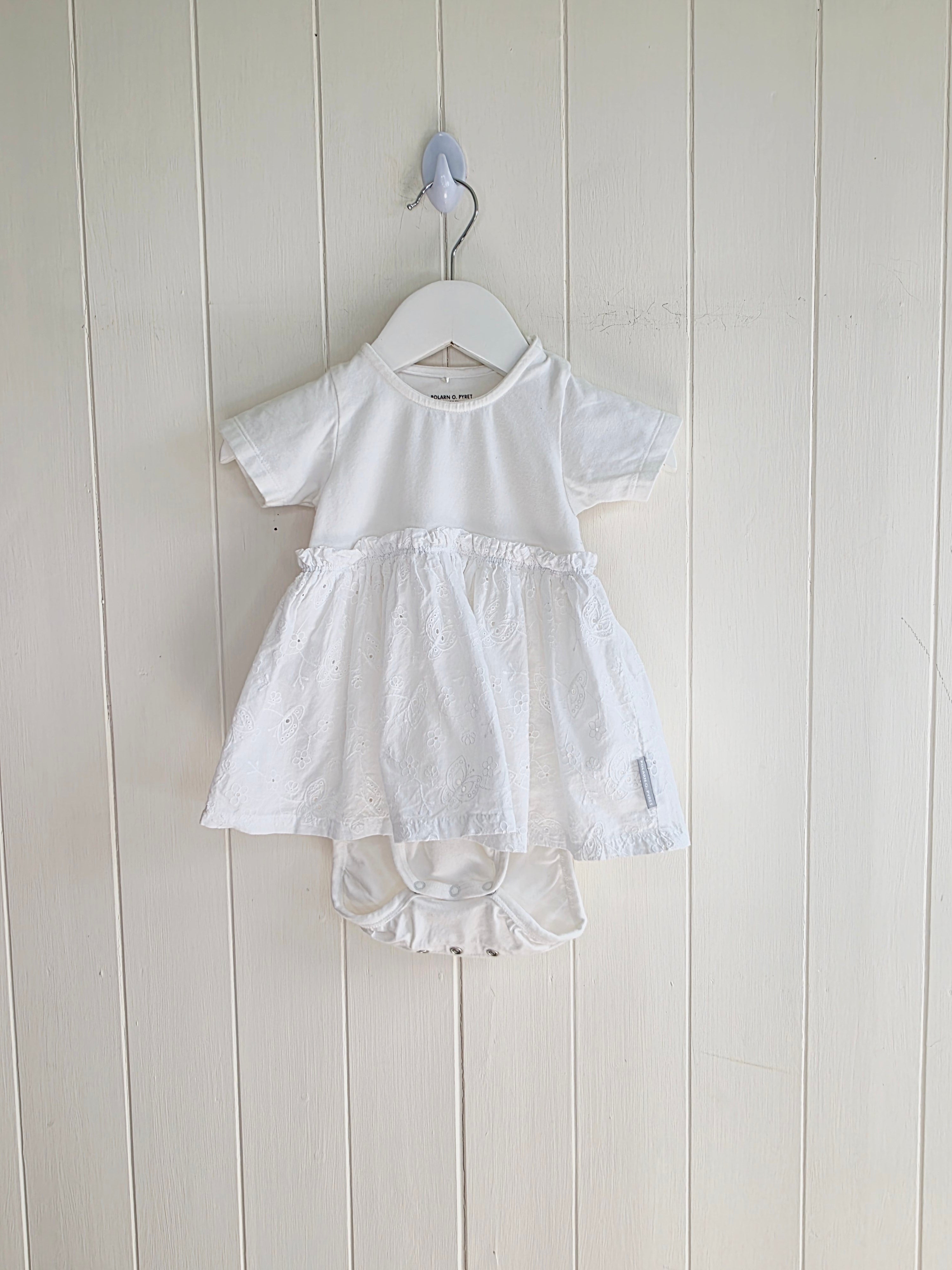 Polarn O. Pyret - 4-6 months girls white bodysuit dress featuring broiderie anglaise