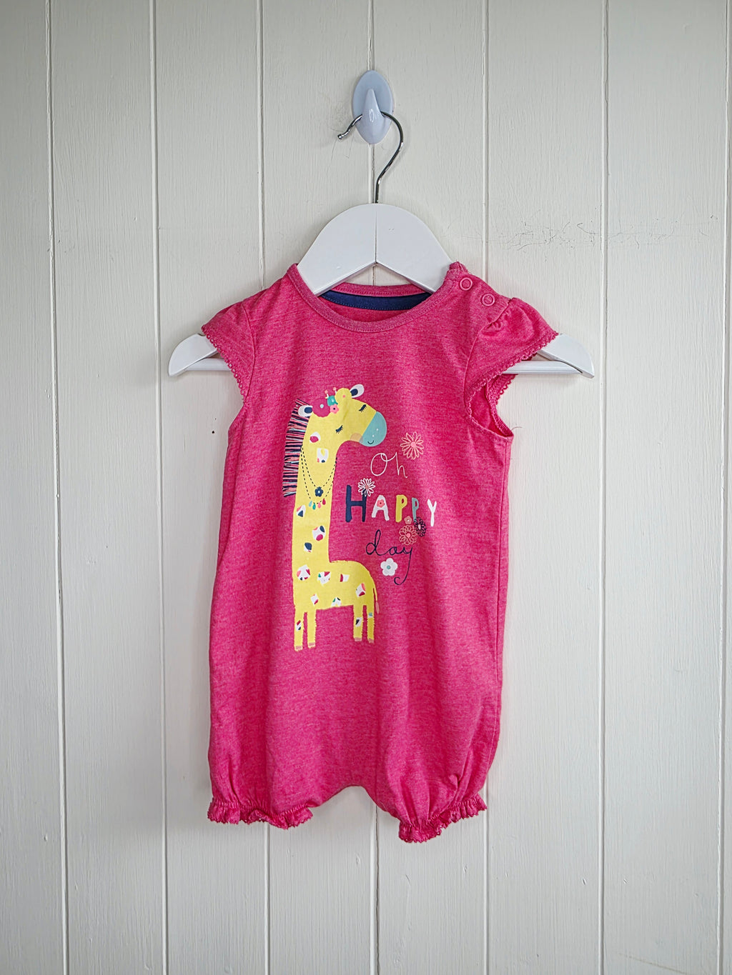 F&F - 3-6 months girls pink romper featuring giraffe print