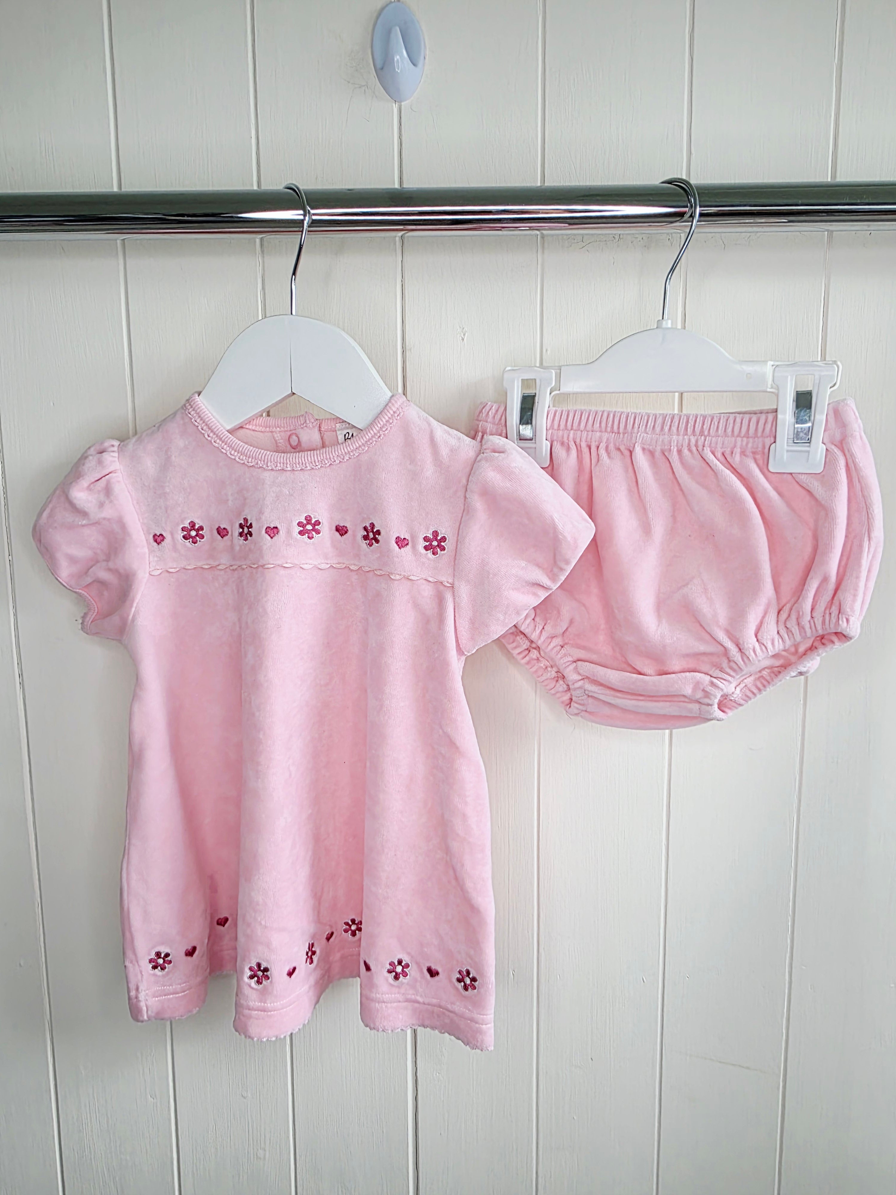 Bhs baby - 3-6 months girls pink velour bloomers and dress set featuring embroidered flowers