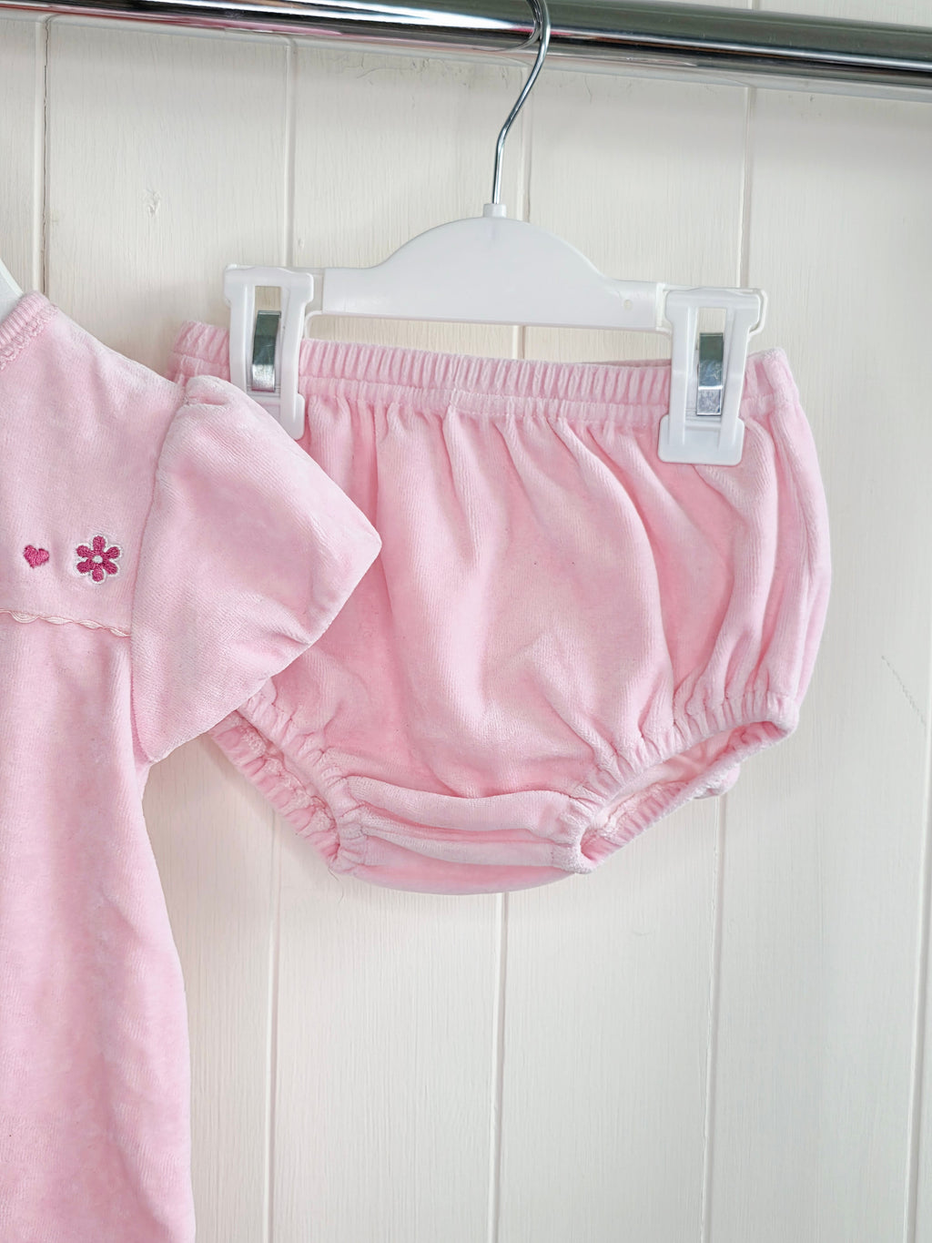 Bhs baby - 3-6 months girls pink velour bloomers and dress set featuring embroidered flowers